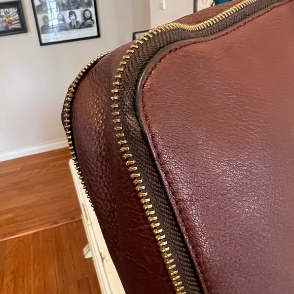 ❌SOLD❌Fossil Leather Crossbody Purse - Picture 16 of 16